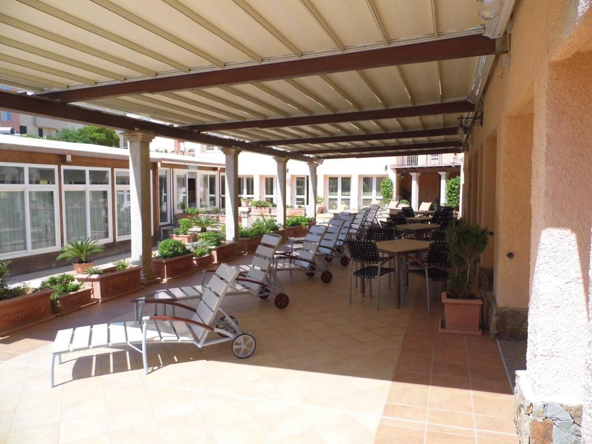 Le Nereidi Hotel & Residence Con Piscina-Tennis-Fitness-Parcheggio Coperto-Sala Conferenze La Maddalena  Exteriér fotografie